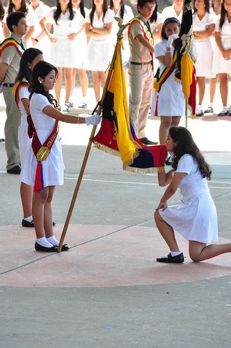 Juramento a la bandera de las escuelas y colegios de Piñas… | Flickr