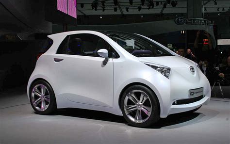 Toyota's iQ Mini-Car To Be New Scion Smart-ForTwo-Fighter