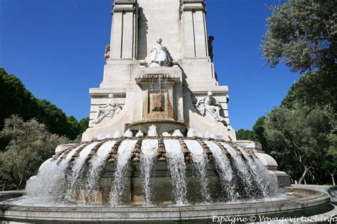 Fountain in the back of the monument to Cervantes, Plaza de Espana ...