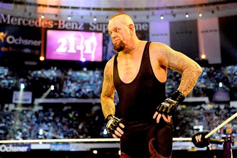 WrestleMania 30 results: Undertaker taken to hospital for concussion ...