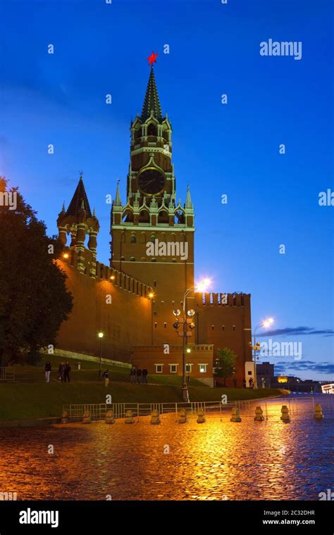 Red Square at night, Moscow Stock Photo - Alamy