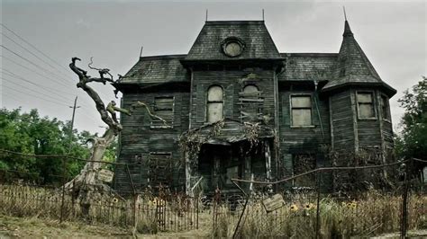 Haunted Mansion During Daytime Under White Cloudy Sky HD Movies ...