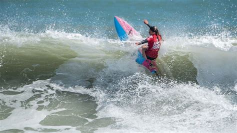 Pro surfing competition highlights Beach ‘N Boards Festival