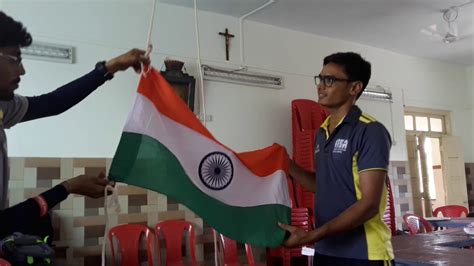 Learn- How to tie a flag knot (ध्वज को कैसे बांधते हैं) - YouTube