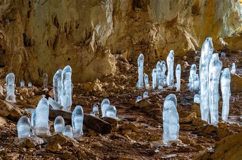 Stalactites and Stalagmites: What Are The Differences? – Difference Camp