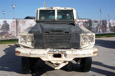 عمروعروق: Locally modified RG-31 Nyala armored vehicle)