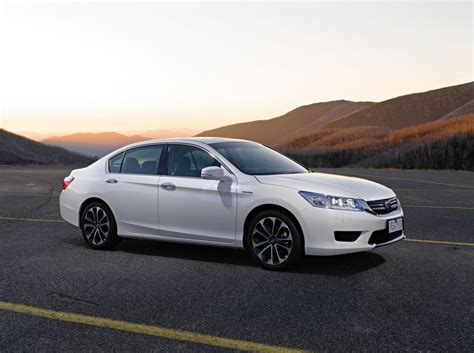 Honda Accord Sport Hybrid Reviews | Our Opinion | GoAuto