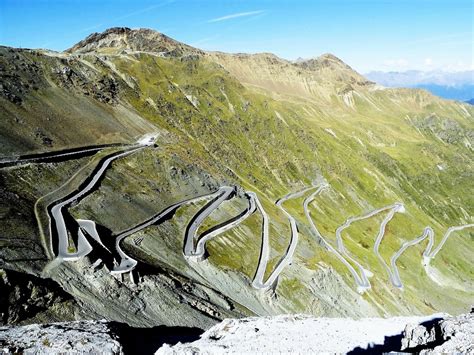 Stelvio Pass in Italy・Driving the Stelvio・Verdict & Travel Advice