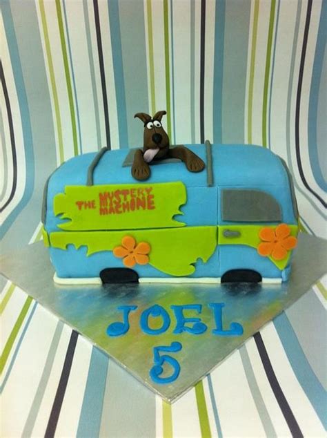 Scooby Doo Van Cake - Decorated Cake by CakeyBakey - CakesDecor