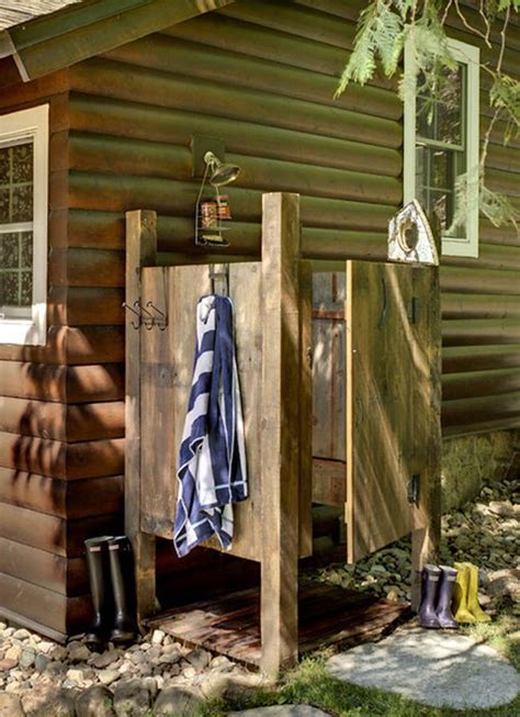 32 Beautiful & Easy DIY Outdoor Shower Ideas - A Piece of Rainbow | Douche de rêve, Douche ...