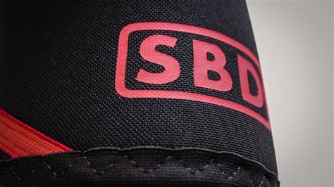 SBD Knee Sleeves – WWW.JCMUSCLEBUILDING.COM