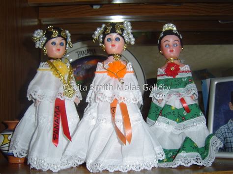 Decorative : "Dolls Wearing La Pollera Panama Traditional Dress ...