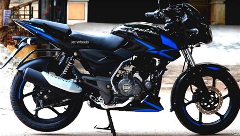 Bajaj Pulsar 125 Classic With Split Seat Launching Soon, Spied