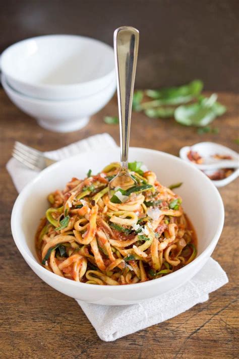 Zucchini Spaghetti | Recipe | Healthy recipes, Spiralizer recipes, Clean eating recipes