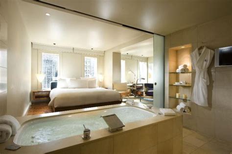 19 Outstanding Master Bedroom Designs With Bathroom For Full Enjoyment