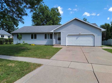 Middleton, WI Real Estate - Middleton Homes for Sale | realtor.com®