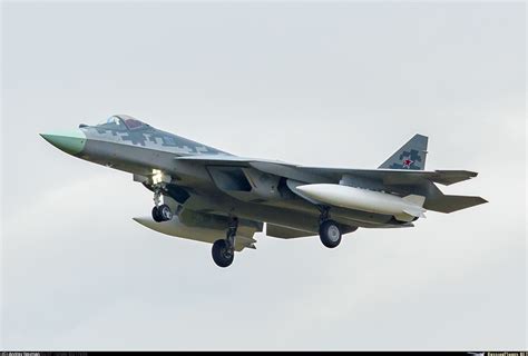 New Photos of Russia’s Sukhoi Su-57 Stealth Jet Show Some Progress of ...