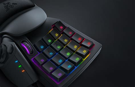 Chroma Gaming Keypad - Razer Tartarus V2