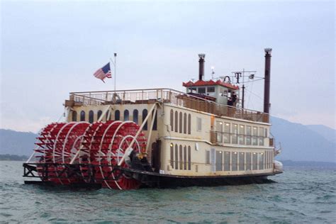 Tahoe Queen paddle-wheel boat bound for scrapyard after fire | Local ...