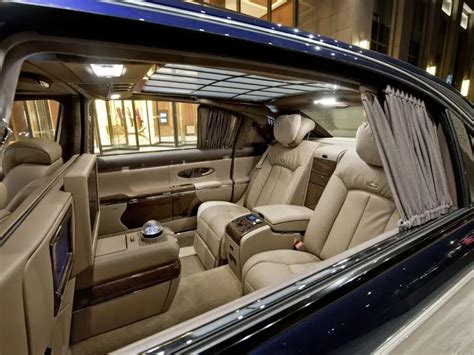 Luxury Carmakers Give New Attention to Back Seats