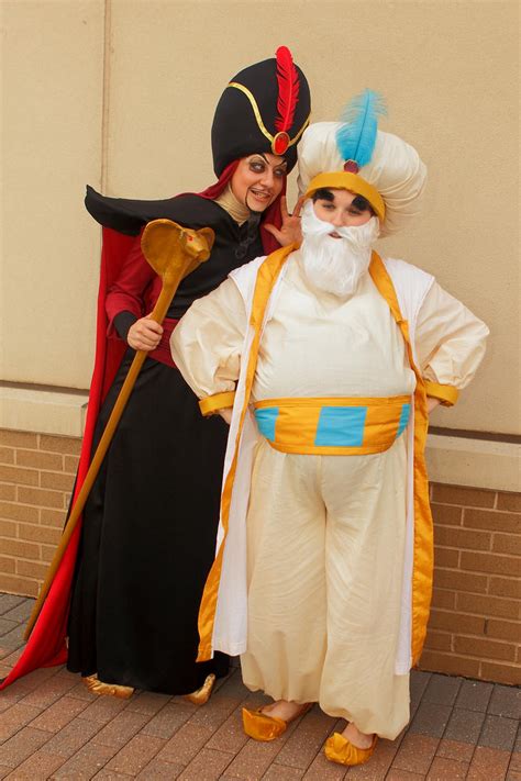 Jafar influences the Sultan by TheyCallMeCait on DeviantArt