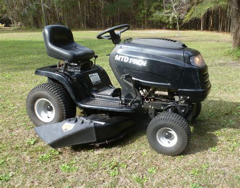 Mtd Pro 46 In. Riding Mower 20 Hp. V Twin Briggs & Stratton Yard Tractor | Yard tractors, Riding ...