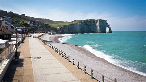 Étretat: la plage évacuée après la découverte d'un obus de la Seconde Guerre mondiale