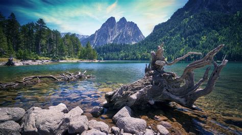 Lake With Clear Water And Stones In Background Of Mountain 4K HD Nature Wallpapers | HD ...