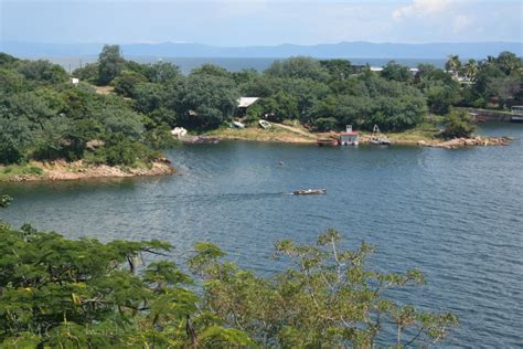 Lake Kariba, Zambia (with Photos)