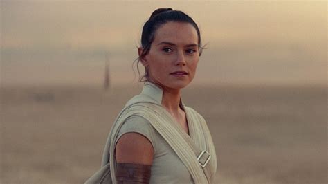 Daisy Ridley akan Bintangi Serial The Christie Affair - Cinemags