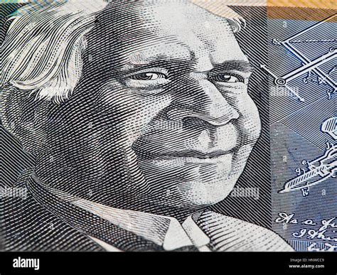 50 Australian Dollar Bill macro - Retrato de David Unaipon closeup Fotografía de stock - Alamy