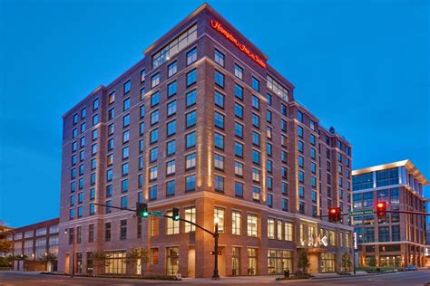 Hampton Inn & Suites Nashville Downtown Capitol View, TN, Nashville: $97 Room Prices & Reviews ...