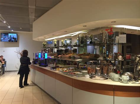 FRA: Lufthansa Welcome Lounge Reviews & Photos - Terminal 1, Concourse B, Frankfurt Airport ...