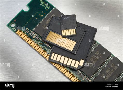 flash memory types compared from Korea Taiwan Japan Stock Photo - Alamy