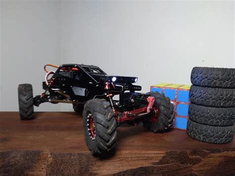 New rock bouncer build is underway : r/SCX24