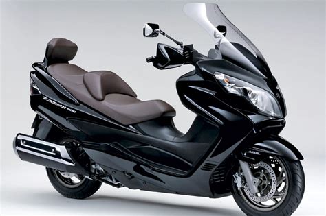 Suzuki 125 cc maxi scooter, Burgman Street launched in India – India TV