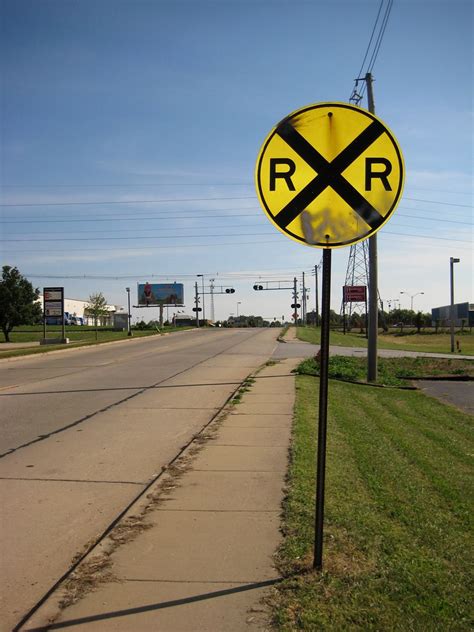 Railroad Sign | Set the camera to force a flash for this pic… | Flickr