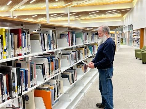 Wasilla Library unveils Alaskana collection, holds silent auction ...