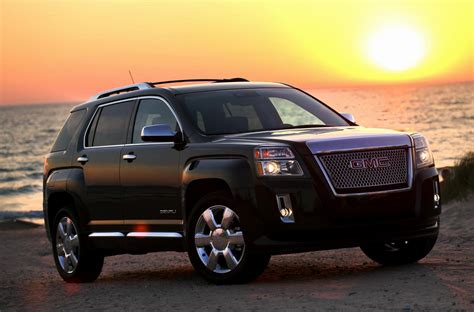 GMC Terrain Photos and Specs. Photo: GMC Terrain usa and 22 perfect ...