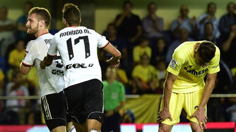 La Liga: Valencia moves to second place with win over Villarreal ...