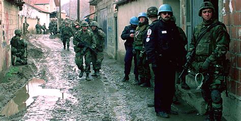 Kosovo 1999, una «guerra umanitaria» dentro la globalizzazione. Intervista a Bettin - DINAMOpress