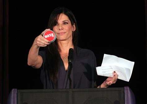 Sandra Bullock Gives Inspiring Speech