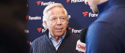 REPORT: Robert Kraft Buys $43 Million Mansion In The Hamptons | The ...