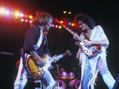 Best Foreigner Songs: 20 Iconic Tracks That Know What Love Is - Dig!