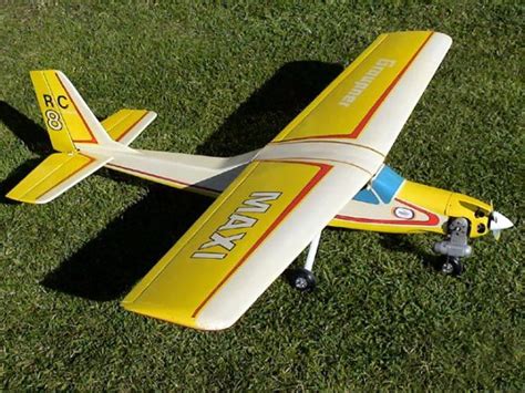 Maxi (oz7222) from Graupner 1974 - model pic in 2022 | Model airplanes ...