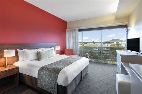 Travelodge Hobart Airport | Accommodation in Cambridge Hobart ...