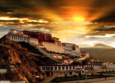 Lhasa's Potala Palace: Greatest Building In Tibet With History Of 1300 Years - Ancient Pages