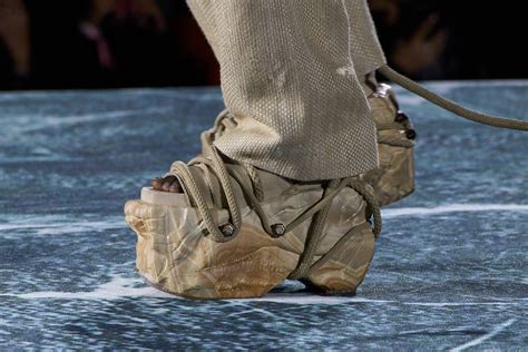 Spring 2024 Best Designer Sneakers - Image to u