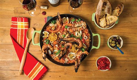 7 Best Paella Pans – Expert Reviews [Upd. Winter 2025]