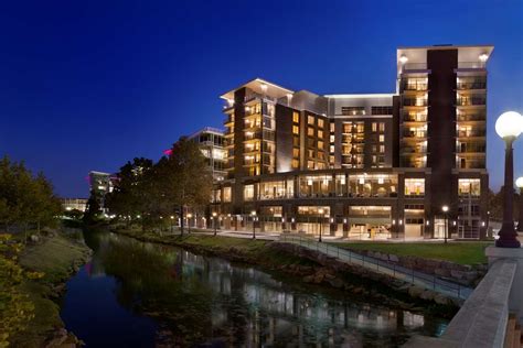 Embassy Suites Hotel Downtown Riverplace Greenville, SC - See Discounts